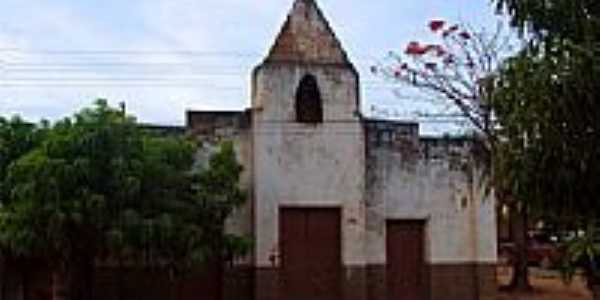 Antiga Igreja de Santana em Antnio Almeida-PI-Foto:walterfmota