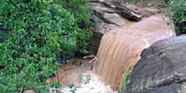 Cachoeira-Foto:netinhossousa 