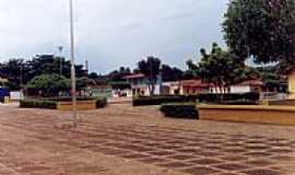 Baixa Grande do Ribeiro - Praa central-Foto:lbdorneles