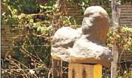 Piracuruca - Pedra misteriosa encontrada na regio da Catarina - Piracuruca-PI. 