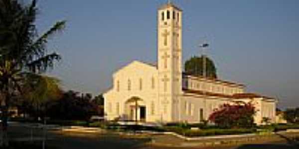 Igreja em Santa Luz-Foto:Antonio Joo Botrel