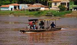 Uruu - Balsa no Rio Parnaba e a Orla de Uruu-PI-Foto:guilhermefloriani