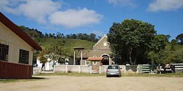 Açunguí-PR-Igreja na Vila Açunguí-Foto:Heitor Lopes