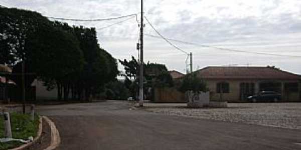 gua Boa-PR-Centro do Distrito-Foto:itamauro1969