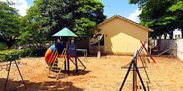 gua Boa-PR-Centro Municipal de Educao Infantil Helena Fregadoli Dias-Foto:Ricardo Mercadante