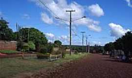 Bela Vista do Piquiri - Avenida Brasil em Bela Vista do Piquiri-PR-Foto:Claudenir Lourenato