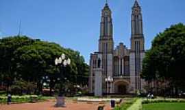 Campo Mouro - Igreja Matriz de So Jos em Campo Mouro-Foto:R Cardoso