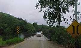 Cerro Azul - Ponte sobre o Rio Ribeira - Cerro Azul-PR  - Por quirino