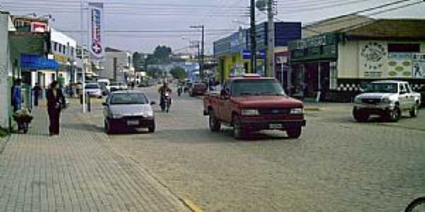 Av. Joo Franco, centro de Contenda - Paran - por Tony Borrach 