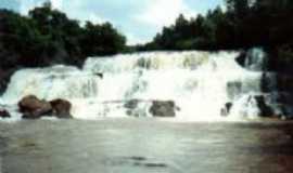 Corblia - Essa cachoeira  mais uma maravilha da natureza., Por Zenilda (diretora do depto de turismo domunicpio)