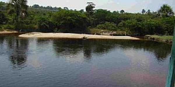 O FAMOSO IGARAP PRETO, PONTO TURSTICO DA CIDADE DE CRUZEIRO DO SU
por JEZAFLU=ACRE=BRASIL 