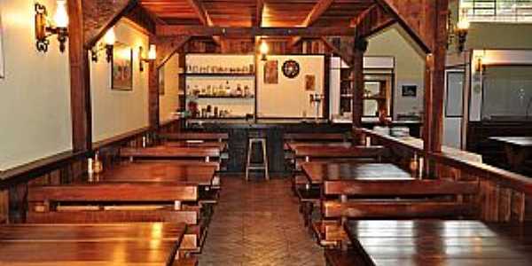 Para apreciadores de Chopp, Graspa, Vinhos, Embutidos coloniais - Foto Pousada Vollweiter 