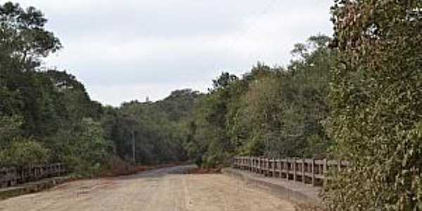 Imagens do Distrito de Faxinal dos Elias, Municpio de So Mateus do Sul/PR