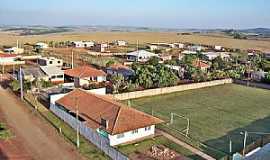 Fnix - Fnix-PR-Campo de Futebol na Vila Portelinha-Foto:Alex S Araujo