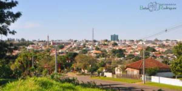 Vista do alto Vila Guaira, Por Beto Rodrigues