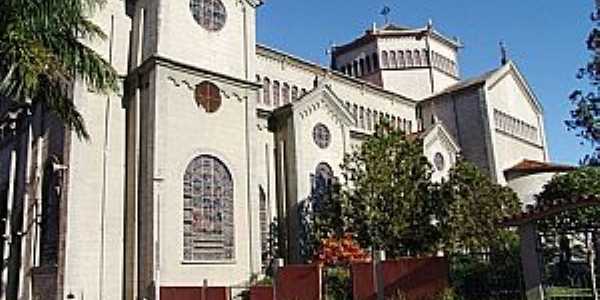 Igreja Matriz - Parquia N. S. da Paz