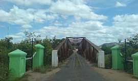 Iau - Iau-BA-Ponte sobre o Rio Paraguau-Foto:Andre L. S. Lacerda 