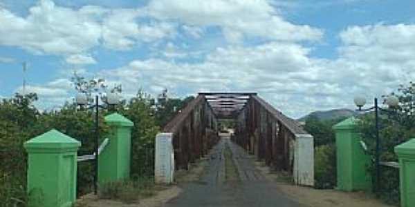 Iau-BA-Ponte sobre o Rio Paraguau-Foto:Andre L. S. Lacerda 