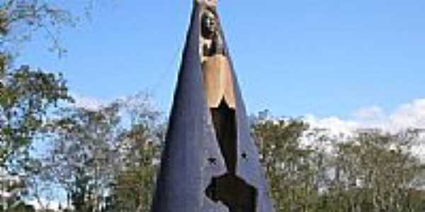 Monumento à N.Sra.Aparecida em Itaipulândia-Foto:Fabiano A. Arndt