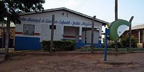 Janipolis-PR-Centro Municipal de Educao Infantil-Foto:Old Bear