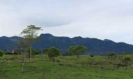 Ibicara - Ibicara-BA-Campo e a serra-Foto:J. Marcos Bonifcio