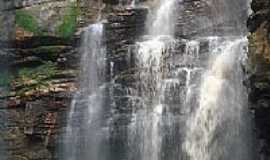 Ibicoara - A grande Cachoeira da Trilha do Buraco em Ibicoara-Foto:emersonrossi fotovis