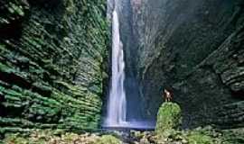 Ibicoara - Cachoeira da Fumacinha em Ibicoara-Foto:Joo Alves da Silva