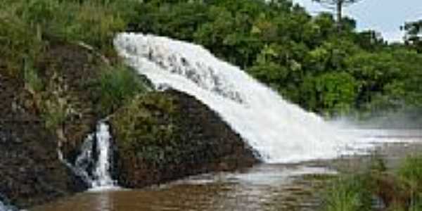 Cachoeira do Lajeado Grande-Foto:Moacir P Cruz de Gu