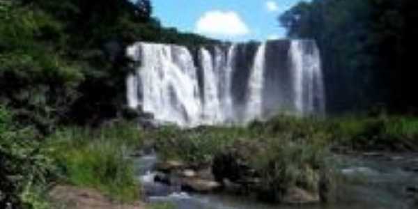 Cachoeira do rio Marrecas, Por Fernando Teles