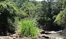 Nova Lourdes - Cachoeira em Nova Lourdes-Foto:DanielSufiatti