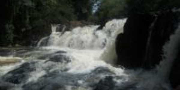 cachoeira , Por jorge pereira