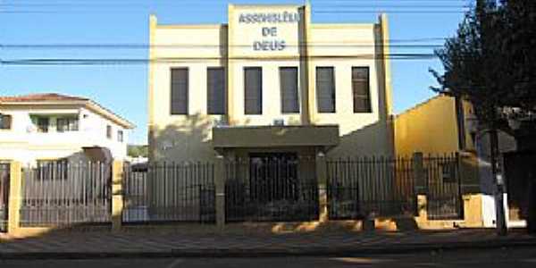 Templo religioso Assemblia de Deus centro - Foto Paianduagora