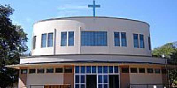 Igreja Matriz de N.S.
de Lourdes foto Vicente A. Queiroz