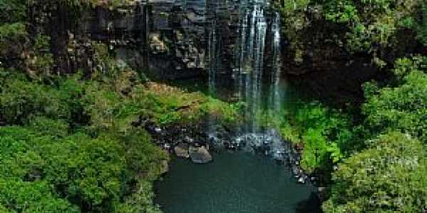 Imagens do distrito de Pinar, no Municpio de Cruz Macado/PR