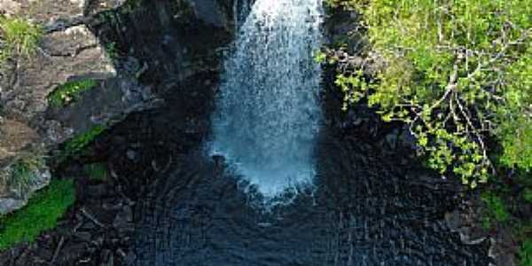 Imagens do distrito de Pinar, no Municpio de Cruz Macado/PR