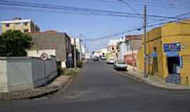 Ponta Grossa - Rua Julio Wanderley em Ponta Grossa-Foto:Rafael Klimek