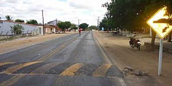 Igar-BA-Rodovia BA-220 no centro da cidade-Foto:www.blogdowalterley.com.br