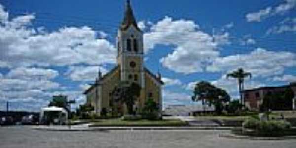 Igreja Matriz de So Joo do Triunfo-Foto:diogockmayer