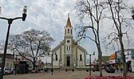 So Jos dos Pinhais - Praa e Igreja Matriz de So Jos em So Jos dos Pinhais-Foto:edson rosa