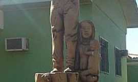 Serranpolis do Iguau -  Monumento aos Pioneiros por Loreno Ritt