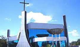 Telmaco Borba - Igreja Matriz de N.S.
de Ftima foto Vicente A. Queiroz