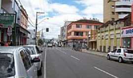 Unio da Vitria - Avenida central em Unio da Vitria-PR-Foto:THIAGO DAMBROS