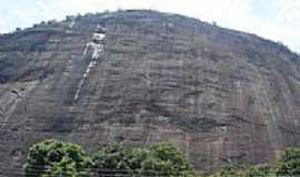 Afonso Arinos - Pedra do Paraibuna por Carlos A Machado