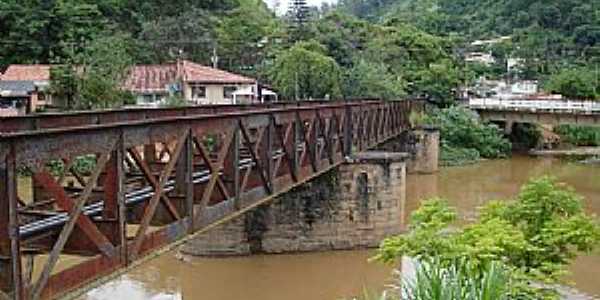 Areal-RJ-Ponte Ferroviria da Leopoldina-Foto:Pedro Rezende