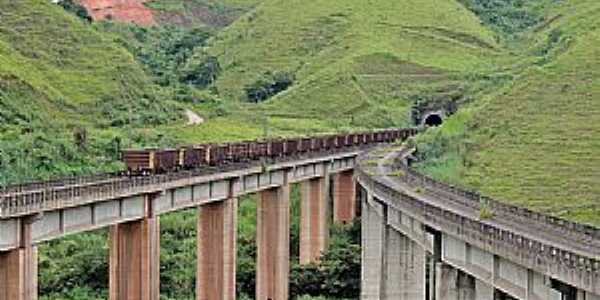 Barra Mansa-RJ-Rio Tnel e a Ferrovia do Ao-Foto:Bruno ViajanteFLA