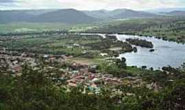 Itaet - Rio Paraguau e vista parcial da cidade de Itaet-BA-Foto:Rodrigo Zanotelli