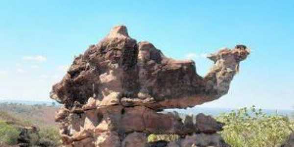 Pedra do Camelo na cachoeira bom jardim em colonia municipio de Itaet Bahia, Por Val Marques