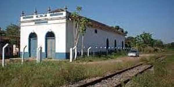 Imagens do distrito de Dores de Macabu, municpio de Campo dos Goytacazes/RJ