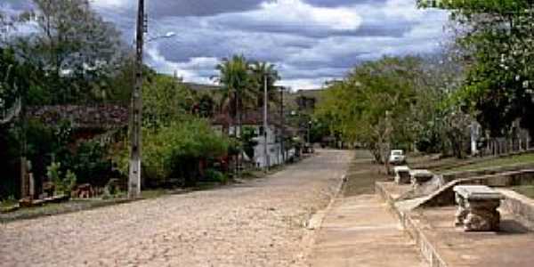 Estrada Nova  Rua Principal  Francisco F. Pinto