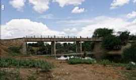 Itaguau da Bahia - Ponte sobre o Rio Verde em Itaguau da Bahia-BA-Foto:MANUEL ANTNIO